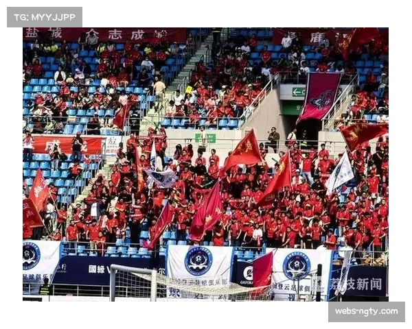 球迷论坛热议：“美丽足球”与“功利主义”之争，再次成为意甲战术讨论焦点。